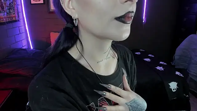 insania 9999  online show from October 21, 5:35 pm