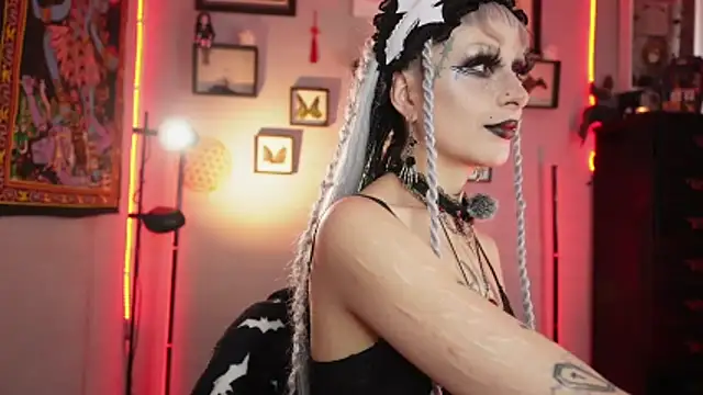 insania 9999  online show from February 7, 4:00 pm