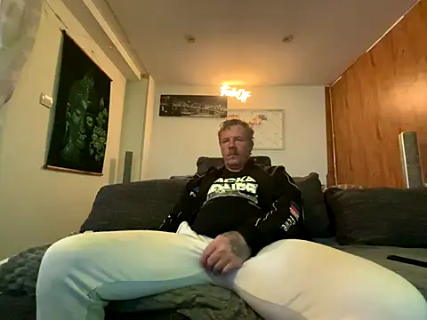 steveindahouse online show from October 2, 2:46 pm