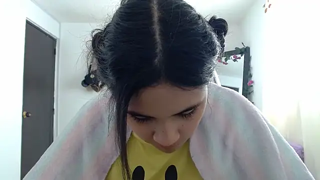 InocentHeaven1 online show from December 21, 3:42 pm