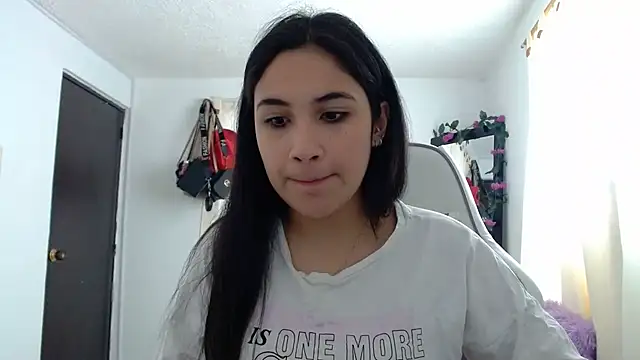 InocentHeaven1 online show from January 27, 1:19 pm