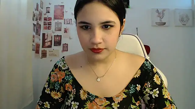 Snapshot of InocentHeaven1 chatting on June 18, 12:42 pm InocentHeaven1 online show from June 18, 12:42 pm