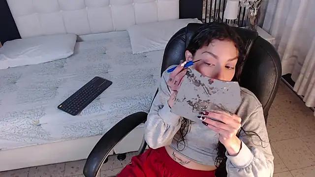 LiaVillalobos online show from December 22, 2:03 pm