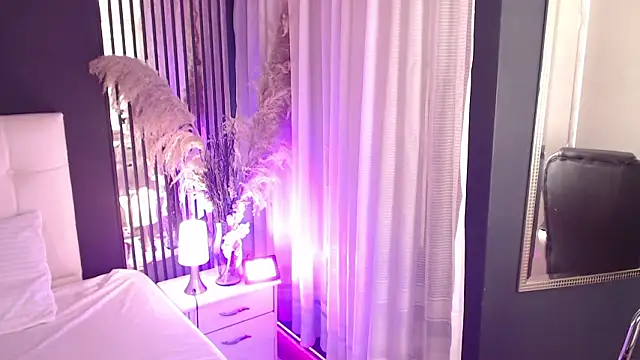 LiaVillalobos online show from March 11, 12:22 pm