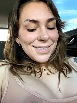 LeaGambit   online show from January 12, 6:13 pm