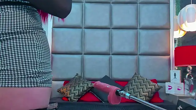 AllissaBrowm online show from April 21, 4:45 pm