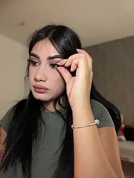 clarachanelricek online show from December 4, 9:35 pm