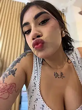 clarachanelricek online show from December 15, 7:29 pm