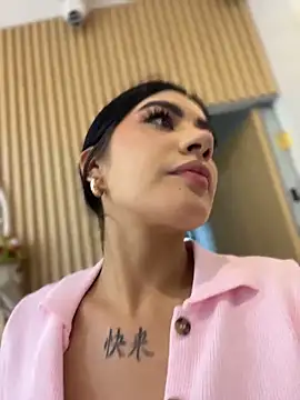 clarachanelricek online show from January 5, 8:45 pm