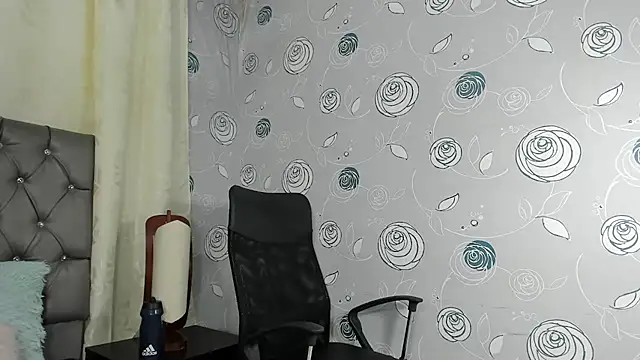 luna evaa online show from March 10, 2:16 pm