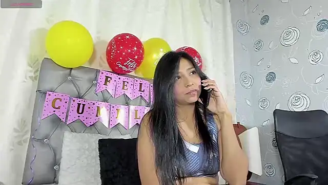 luna evaa online show from September 24, 2:09 pm