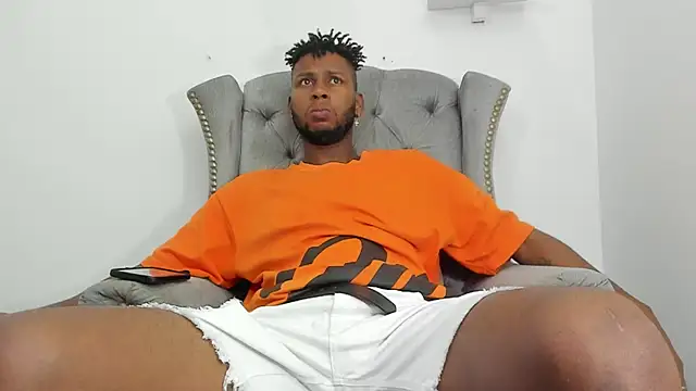 santhi lee online show from February 8, 3:08 am