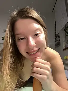 kimczii online show from March 20, 7:13 am