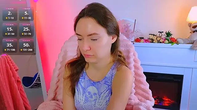 Snapshot of ___Emily___ chatting on February 3, 7:29 am    Emily    online show from February 3, 7:29 am