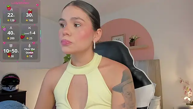 dominique25  online show from September 13, 2:22 am