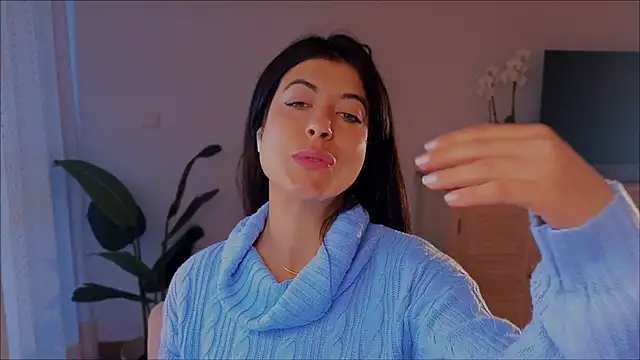 anabelcurvy online show from December 2, 12:40 pm