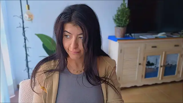 anabelcurvy online show from December 18, 1:02 pm