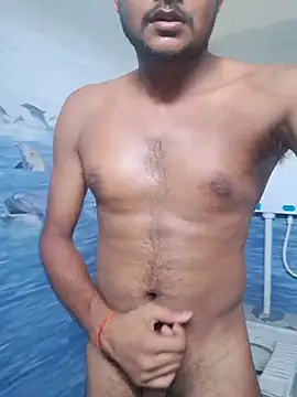 Snapshot of Itsdesi_boy chatting on May 24, 5:01 am Itsdesi boy online show from May 24, 5:01 am