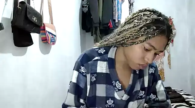 angelamarie1 online show from February 5, 12:06 pm