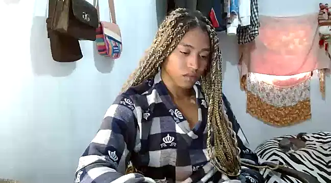 angelamarie1 online show from February 8, 4:14 pm