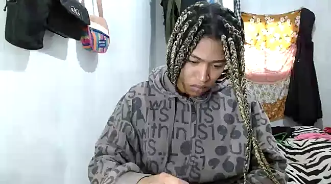 angelamarie1 online show from February 24, 12:37 pm