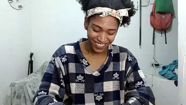 angelamarie1 online show from September 9, 3:28 am