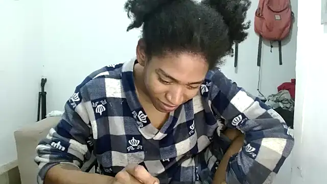 angelamarie1 online show from September 13, 3:39 am