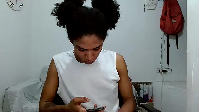 angelamarie1 online show from October 9, 11:25 pm