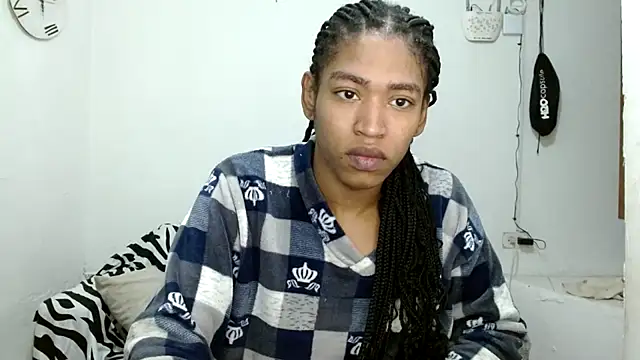 angelamarie1 online show from April 15, 12:23 pm