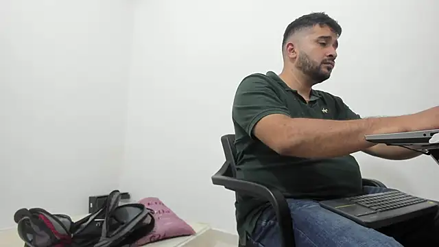 isearchcompany online show from December 15, 9:13 am