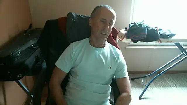 olibrius71 online show from February 10, 9:25 am