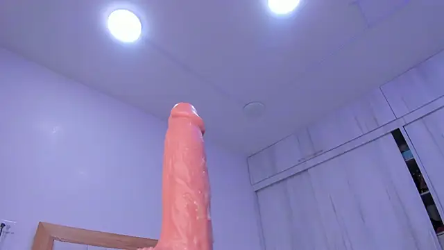 paola rodriguez online show from March 9, 1:35 am