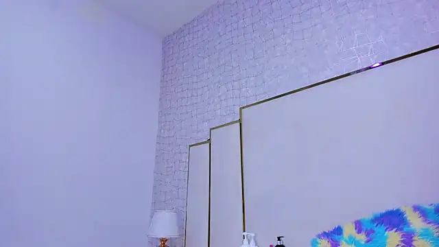 paola rodriguez online show from December 14, 11:37 am