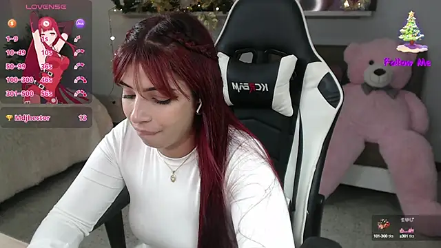 Snapshot of vane_lopez_ chatting on December 22, 2:17 am vane lopez online show from December 22, 2:17 am