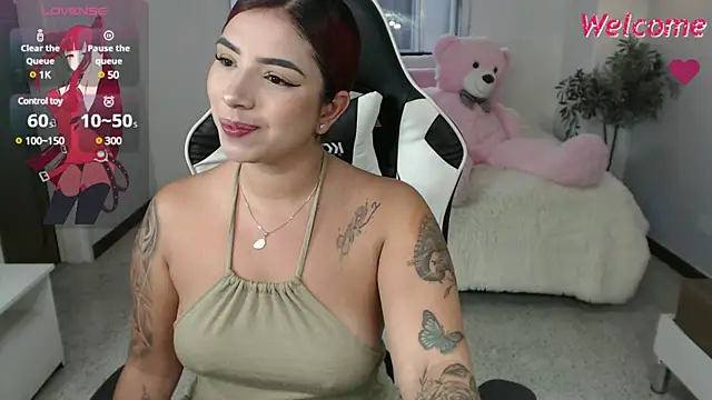 Snapshot of vane_lopez_ chatting on January 13, 10:35 pm vane lopez online show from January 13, 10:35 pm