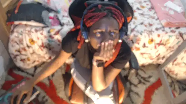 sexyjustin202 online show from February 1, 5:18 am