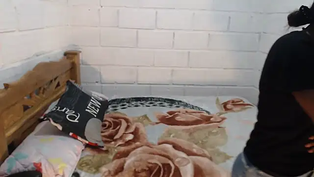 sexyjustin202 online show from December 15, 4:50 am