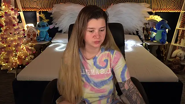 AmellyMilly online show from January 9, 1:36 pm