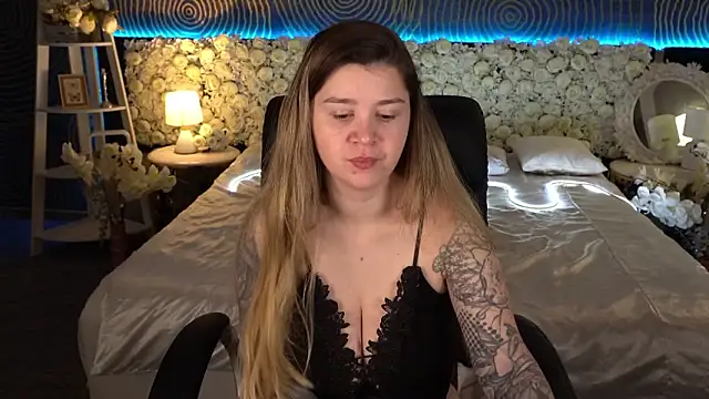 Snapshot of AmellyMilly chatting on January 31, 7:45 pm AmellyMilly online show from January 31, 7:45 pm