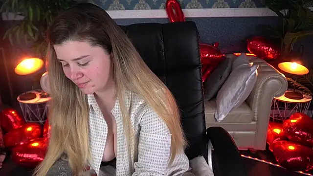 Snapshot of AmellyMilly chatting on February 7, 1:48 pm AmellyMilly online show from February 7, 1:48 pm