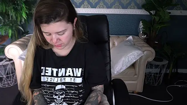 Snapshot of AmellyMilly chatting on March 2, 5:52 am AmellyMilly online show from March 2, 5:52 am