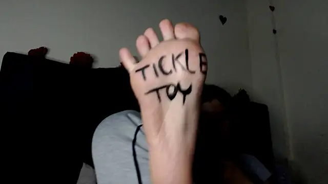 Meghan320 online show from March 22, 5:06 am