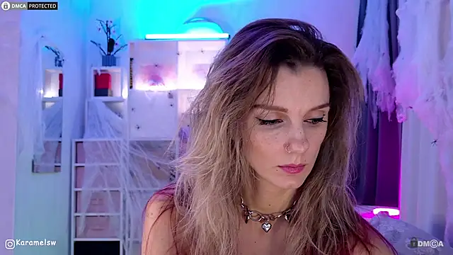 Karamelsw  online show from November 4, 11:04 pm