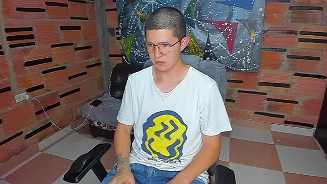 patrik 027 online show from February 17, 9:30 pm