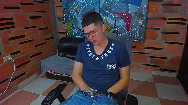 patrik 027 online show from March 14, 9:21 pm