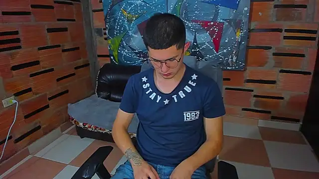 patrik 027 online show from March 15, 8:32 pm