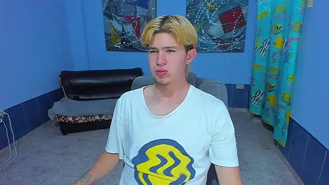 patrik 027 online show from September 26, 8:24 pm