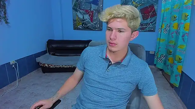 patrik 027 online show from October 14, 6:31 pm