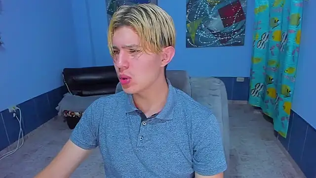 patrik 027 online show from November 10, 7:35 pm