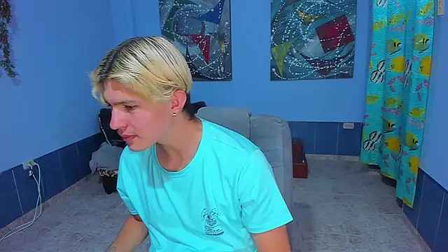 patrik 027 online show from November 19, 7:36 pm